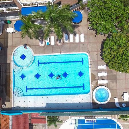 Zahira Hotel מלגאר מראה חיצוני תמונה