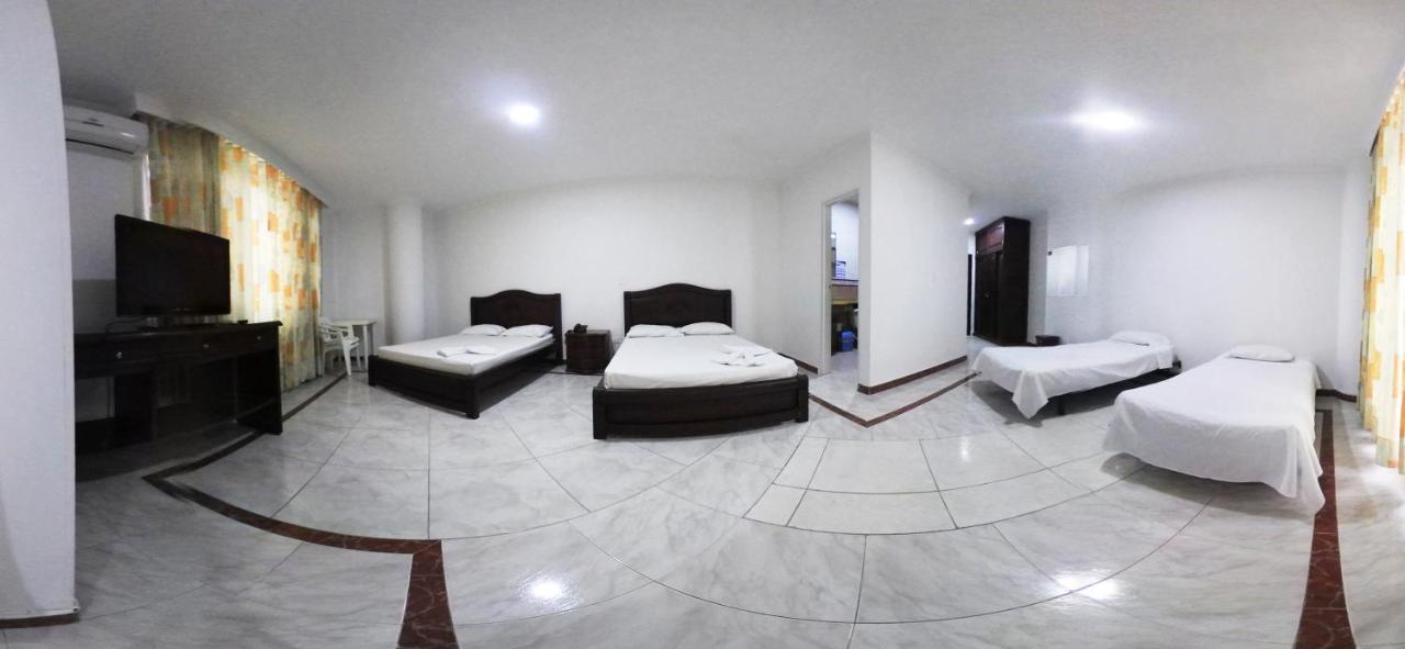 Zahira Hotel מלגאר מראה חיצוני תמונה