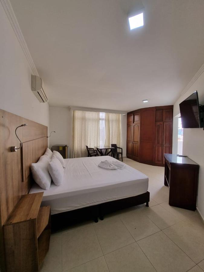 Zahira Hotel מלגאר מראה חיצוני תמונה