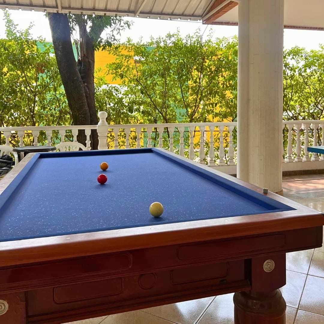 Zahira Hotel מלגאר מראה חיצוני תמונה