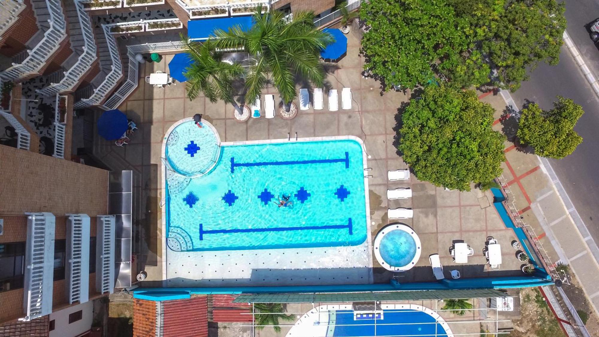 Zahira Hotel מלגאר מראה חיצוני תמונה